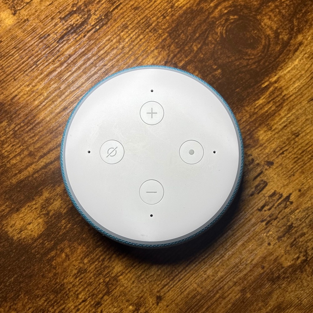 Amazon Echo Dot 3rd Gen Smart Speaker Blue Alexa Voice Control No Cord C78MP8